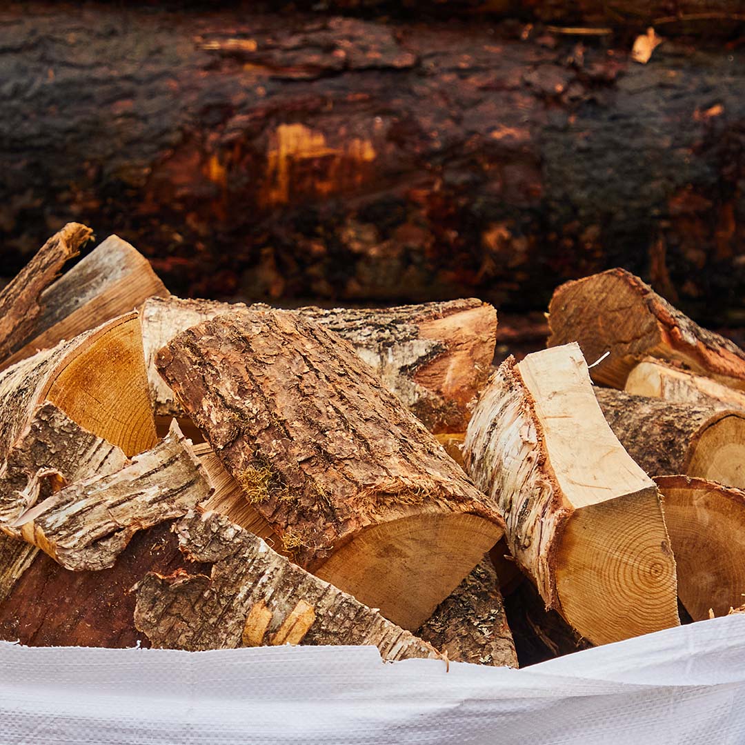 Half Cubic Metre of Premium Kiln Dried Logs – Oak & Birch Hardwood Mix